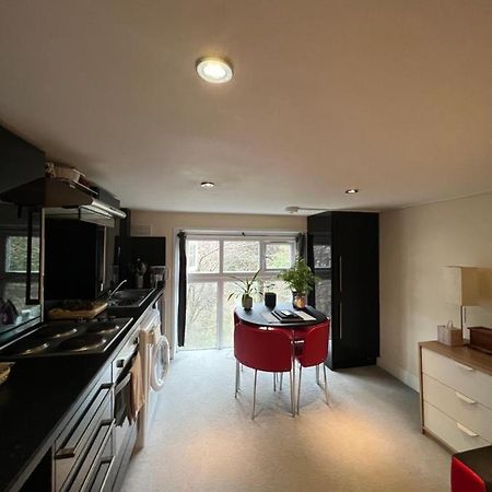Comfy Apartment - Finchley Road 런던 외부 사진